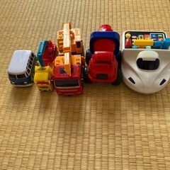 【お譲りします】乗りものおもちゃ