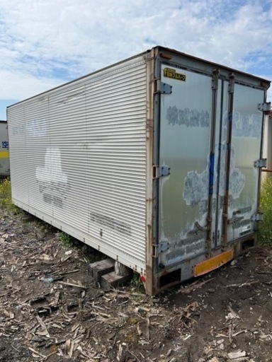 アルミコンテナ　高さ2200幅2200 長さ5000