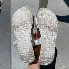 サンダル　白の画像