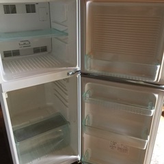 冷蔵庫あげます。の画像