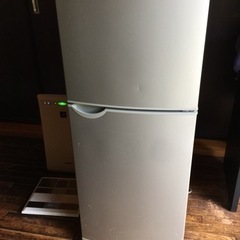 冷蔵庫あげます。