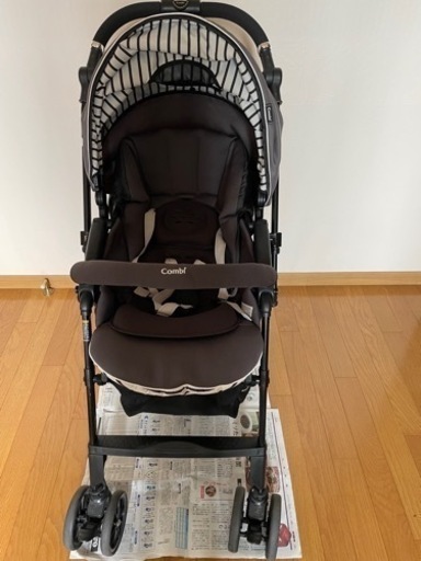 コンビ ベビーカー メチャカルハンディオート4キャスcompact