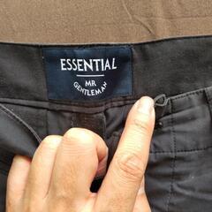 MR GENTLEMAN ESSENTIAL 黒のショーツの画像