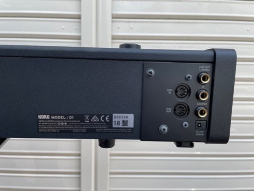 美品 KORG コルグ D1 電子ピアノ88鍵盤 ブラック