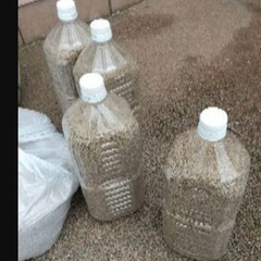  ②水槽用砂(川砂)の画像