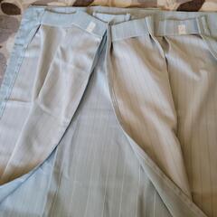 取り引き者決定(未使用近い)オマケ付き＊ボーダーデザイン遮光カーテン2枚の画像