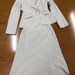 【美品】白　上下スーツ