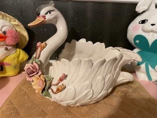 白鳥の入れ物