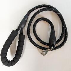 Sale　500円　犬のリード　長さ145cm　直径1.5cm　反射型デザイン　丈夫な素材　新品未使用の画像