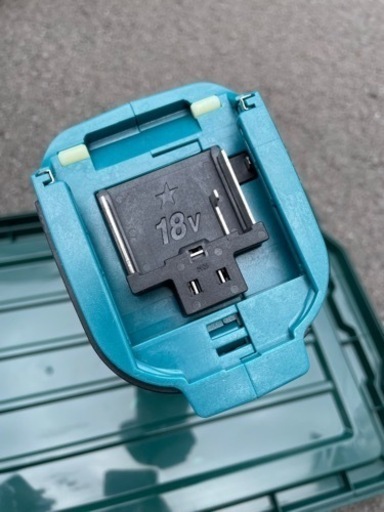 【近日掲載終了】マキタ makita 100mm充電式ディスクグラインダ GA402DZ【新品未使用】