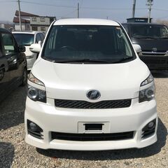 ♪♪自社ローン対応♪♪　トヨタ　ヴォクシー