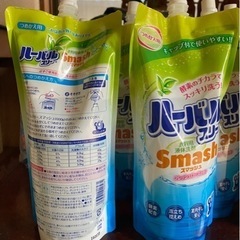 フレッシュローズの香り衣料用液体洗剤詰め替え5本