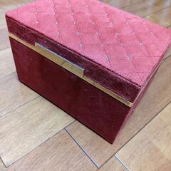 【値段交渉歓迎】メイリージュエリーボックスS　フランフラン　アクセサリーケースの画像