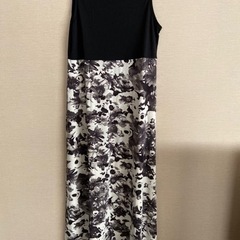 ノースリーブロングワンピースの画像