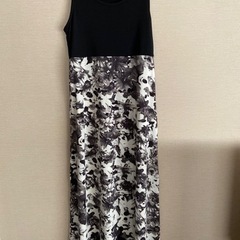 ノースリーブロングワンピース