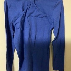新品未使用　C.L.N シーエルネヌ　カットソー　サイズフリー 身幅42、着丈67センチの画像