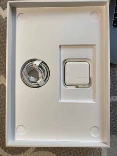  2021年7月購入 ほぼ新品 【MacBook Air 2021 M1 / 16GB / 1TB 】初期化済