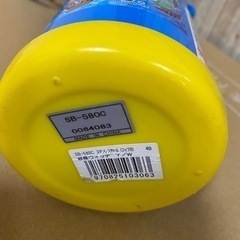 幼児用水筒の画像