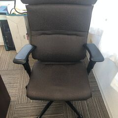 中古　オカムラ　エルシオチェア　CR87ME