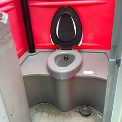 洋式仮設トイレの画像