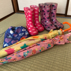 雨具一式 傘2本 レインブーツ2足 レインコート1着