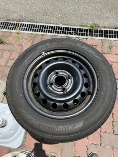 ヨコハマ　中古タイヤ　てっちんホイール付き　Bluearth-a 普通車用　溝有り〜❗️