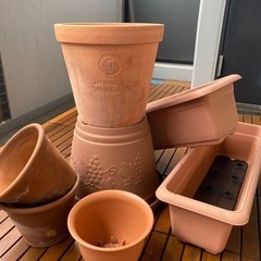 鉢とプランター各種(中古品)7点まとめて。