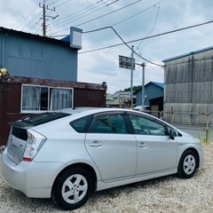 トヨタプリウス　21年車 距離:71,350KMの画像