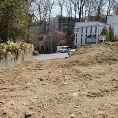 【売土地】旭ヶ丘４丁目土地　緑豊かな住環境が魅力！★敷地面積約１００坪★緑丘小学校・啓明中学校エリア★北側に緑地が広がる住環境★札幌市電「西線14条」徒歩１５分 - 不動産