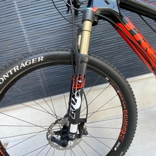 フルカーボンMTB SUPERFLY 161-172cm 定価41万円 29er フルカーボンMTB SUPERFLY 161-172cm 定価41万円 29er