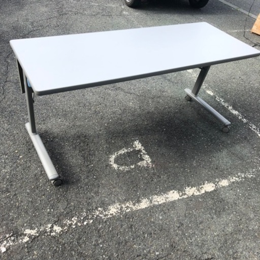★業務用 4台セット 超特価！★okamura 8184ND 会議テーブル 会議用折りたたみテーブル テーブル キャスター付 定価80,000位
