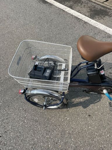 中古電動アシスト自転車 パナソニックの3輪自転車 ビビライフ目立つ傷もなくきれいな自転車です