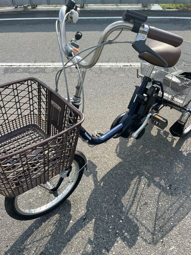 中古電動アシスト自転車 パナソニックの3輪自転車 ビビライフ目立つ傷もなくきれいな自転車です