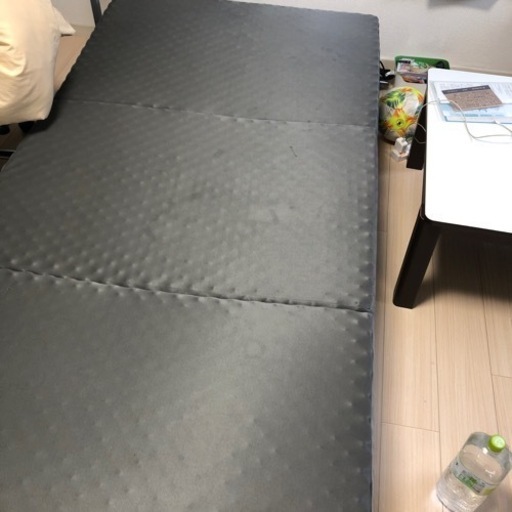 折りたたみ式ベッドマット