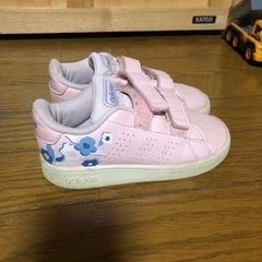 キッズスニーカー　16センチの画像