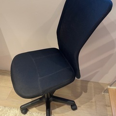 デスクチェアーの画像