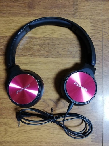 【値下げしました】パイオニア　ヘッドホン　SE-MJ542-R