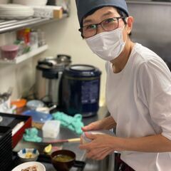 【うどん屋のホール・調理補助】週3日～／6:00～9:30／まか...
