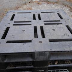 プラスチックバレット　プラパレ　頑丈　規格　110✕110の画像