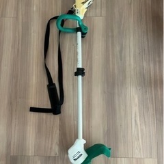 芝刈り機　充電式電動　マキタ