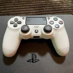 PS4 本体の画像