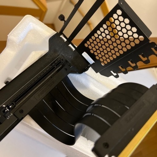 その他 phantek vertical gpu bracket