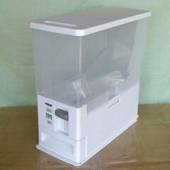 （取引中になりました）●ライスボックス(米びつ)約12kg、キレ...