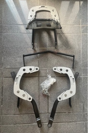 ヤマハ TDM900 KRAUSER/クラウザー リアキャリア　サイドマウント キャリア/パニアステー