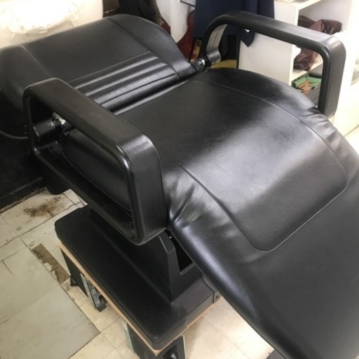 電動シャンプー椅子　タカラベルモント