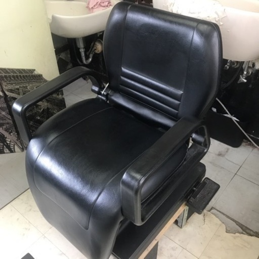 電動シャンプー椅子　タカラベルモント