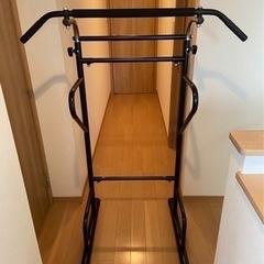 懸垂　腹筋の画像