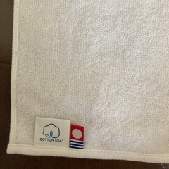 新品未使用☆Tイニシャル入りオーガニックコットン今治タオルの画像