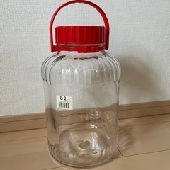 ビン　8リットル