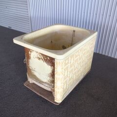 無料 ② 浴槽 風呂オケ 畑の水溜めなどに モノ市場半田店 119の画像